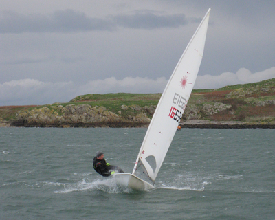 Dinghy Frostbiters get first taste of winter conditions