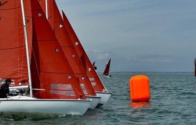 Mucky Duck splashes around Howth to take Squib title.